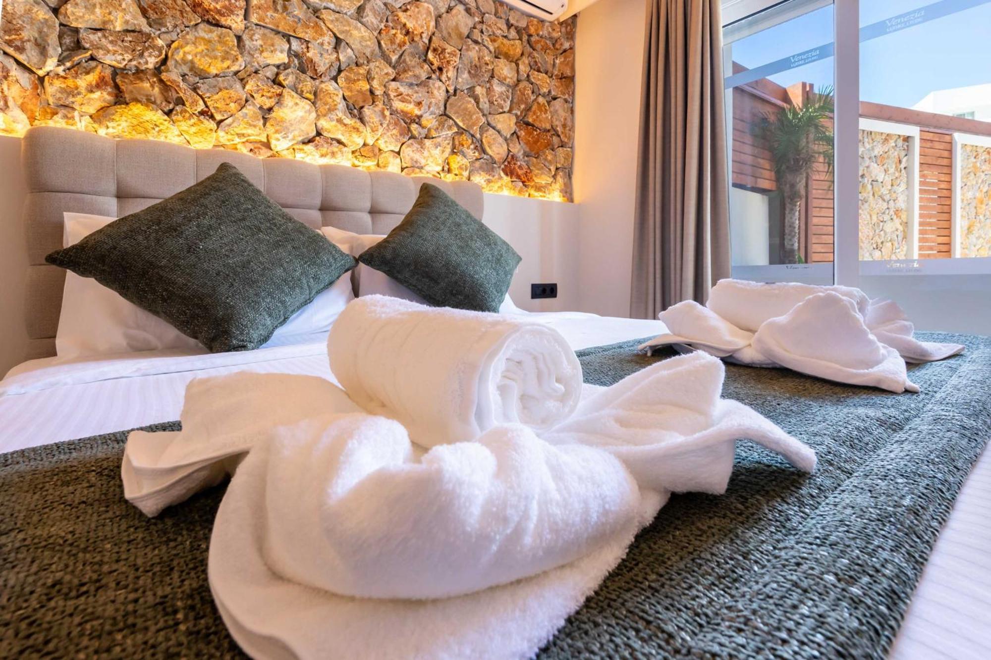 Venezia Luxury Living Villas, Faliraki Eksteriør bilde
